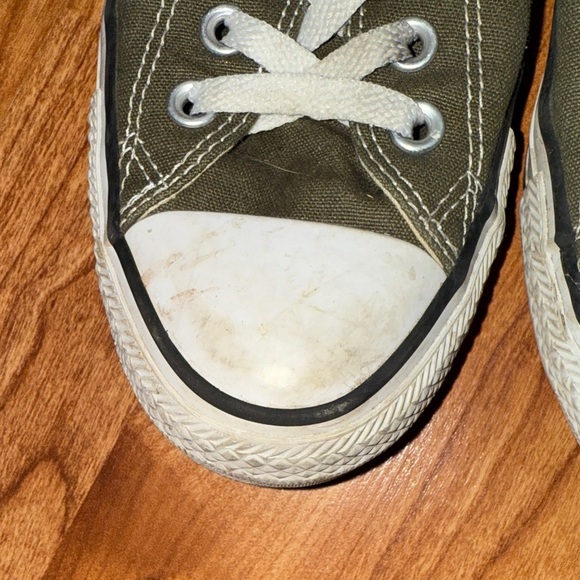 Converse Classic Green Canvas Sneakers Well Worn Loved Used Size 8 Size 6 Womens - Picture 6 of 6